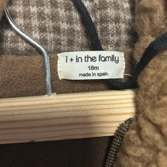 Baby bear coat - Picture 3 of 3